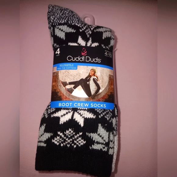 CUDDL DUDS BOOT CREW SOCKS- NWT - Picture 2 of 6